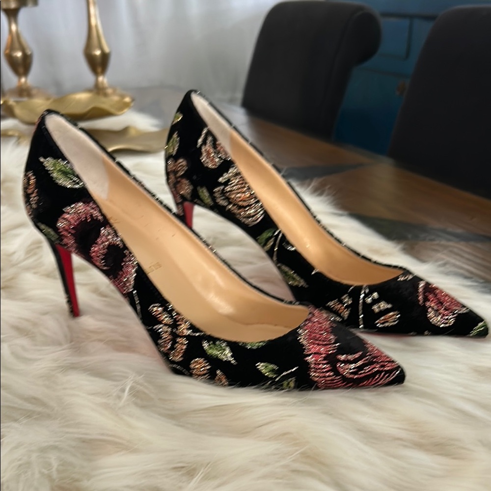 Kate 85 Velvet Ronsard